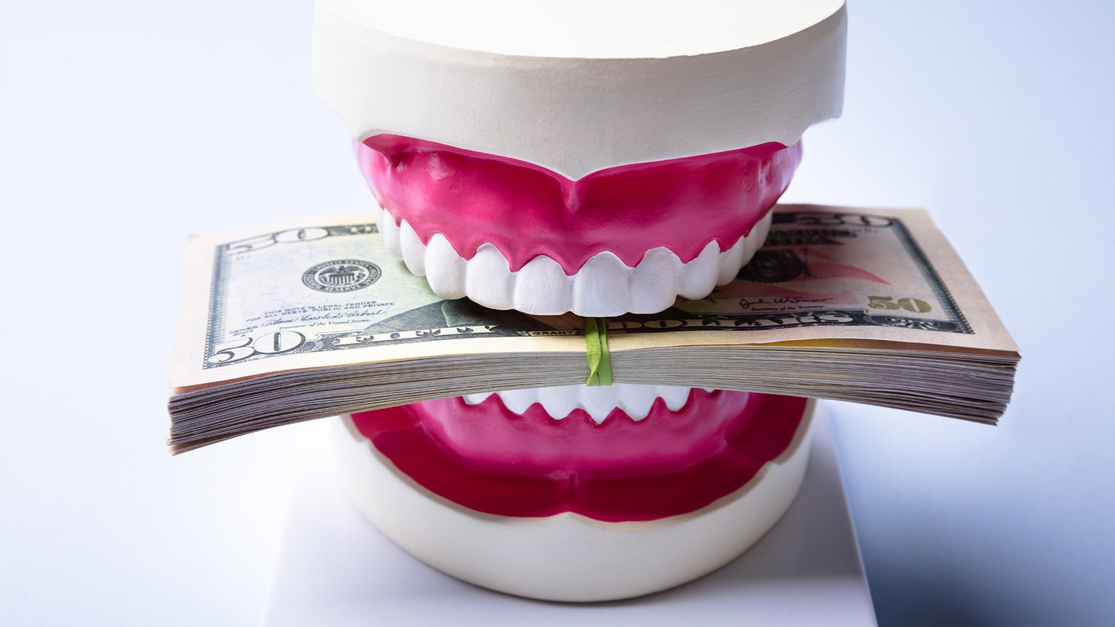 What’s the secret behind our competitive braces cost at Kristal Clinic?