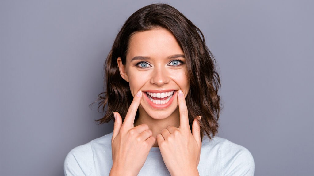 hollywood smile veneers